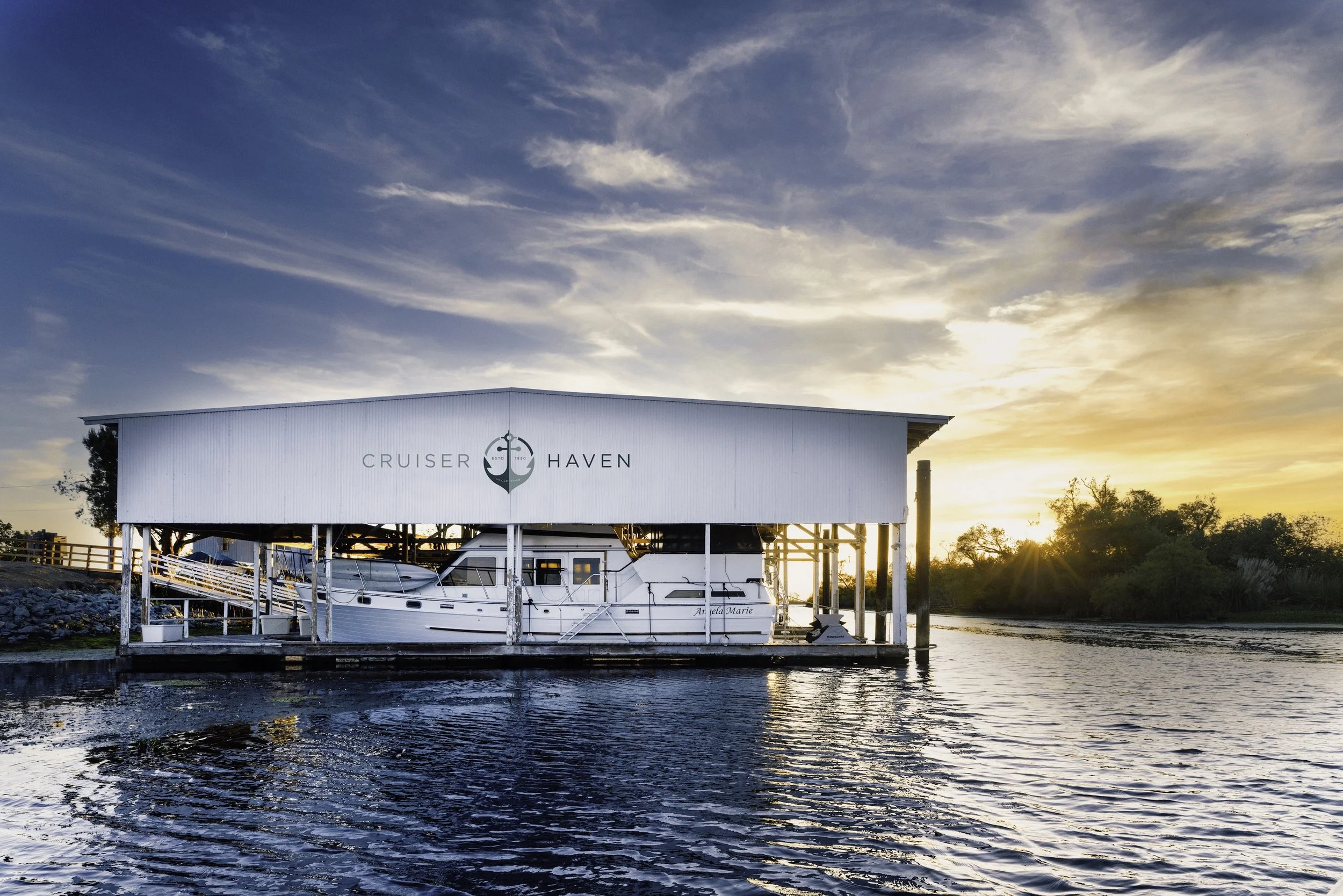 MARINA Covered Boat Slips & Amenities — Cruiser Haven Marina